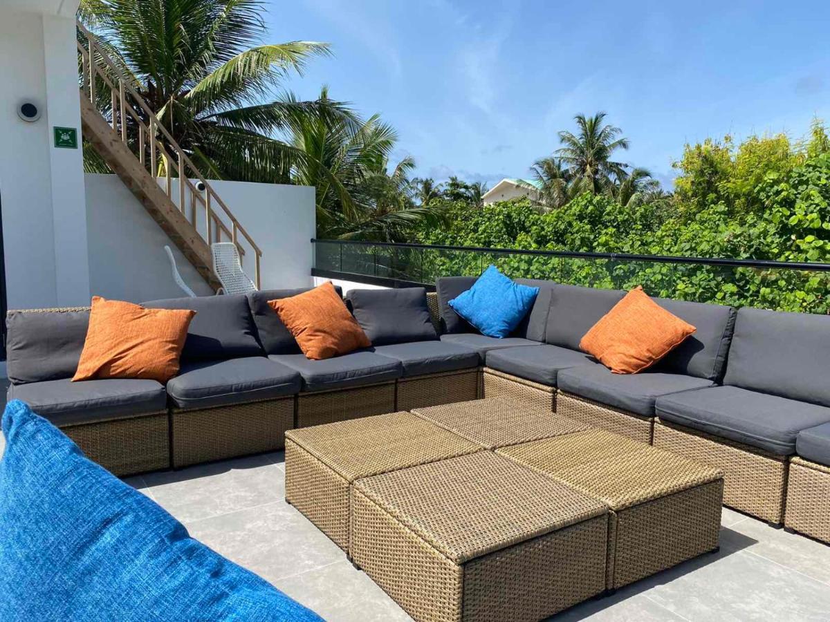 Hotel Unwind Dhigurah Dhigurah  Esterno foto