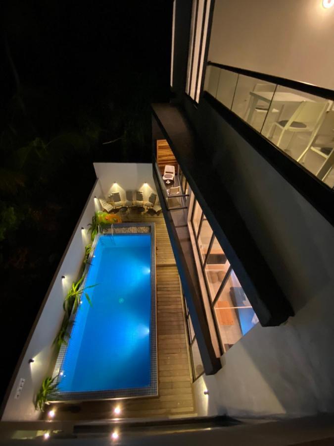 Hotel Unwind Dhigurah Dhigurah  Esterno foto