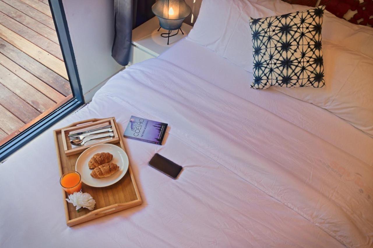Hotel Unwind Dhigurah Dhigurah  Esterno foto