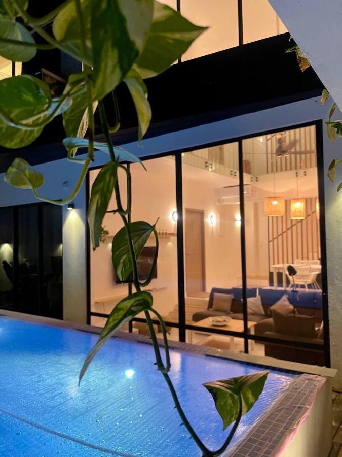 Hotel Unwind Dhigurah Dhigurah  Esterno foto